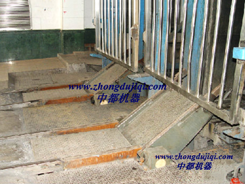 滑車(chē)中部頂推式搖臺(tái)（yt型）